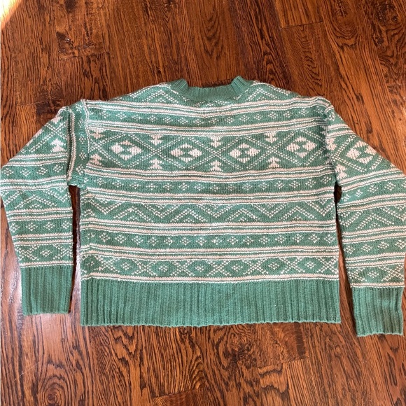 American Eagle crewneck sweaters, size XS. - Picture 5 of 10